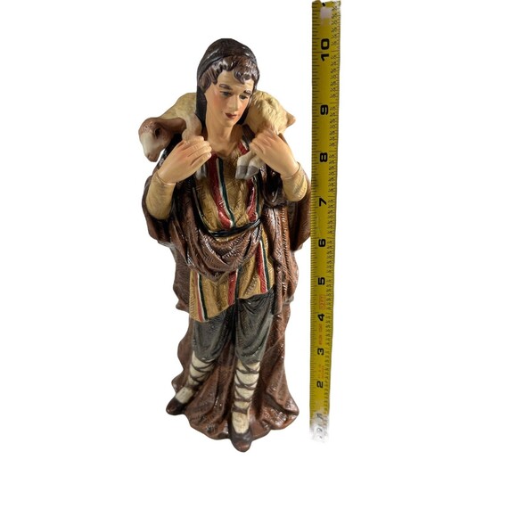 Grandeur Noel Porcelain Nativity Scene O’Well REPLACEMENT Shepherd ONLY 10 1/4” - Picture 7 of 14